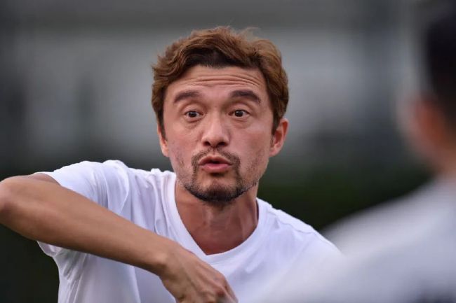 TMZ报道称，二人已经尝试了数月希望达成和解，但关系变得越来越紧张，有时甚至不和对方说话，二人很可能将面临一场漫长的离婚财产问题争夺战。