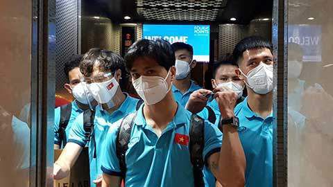 《甜咸之间》发布角色剧照 电影《甜咸之间》正在热映！